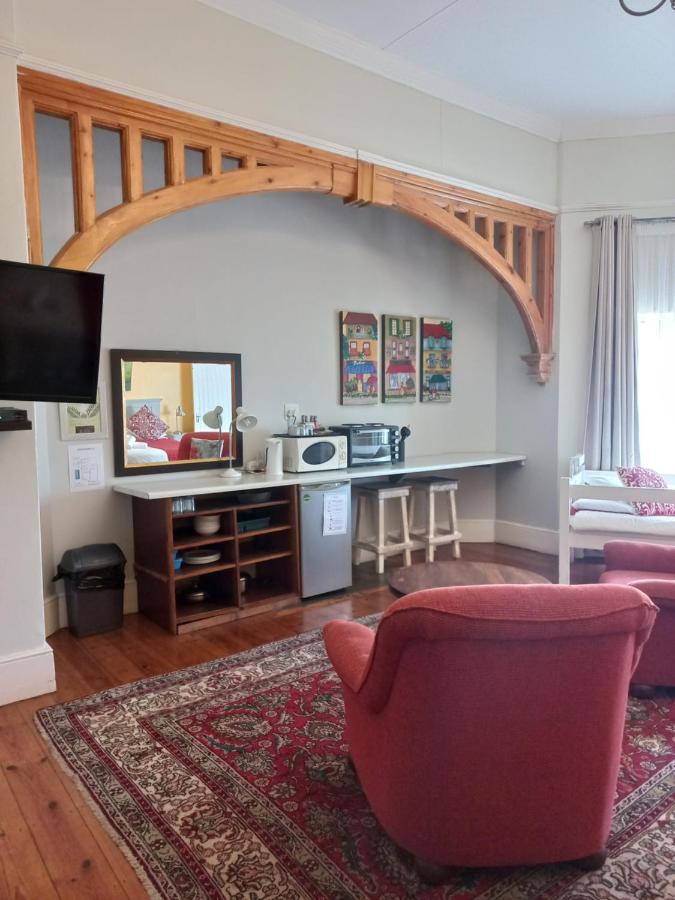 Dreamers Guesthouse - No Loadshedding King William's Town Extérieur photo