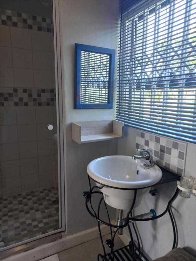 Dreamers Guesthouse - No Loadshedding King William's Town Extérieur photo